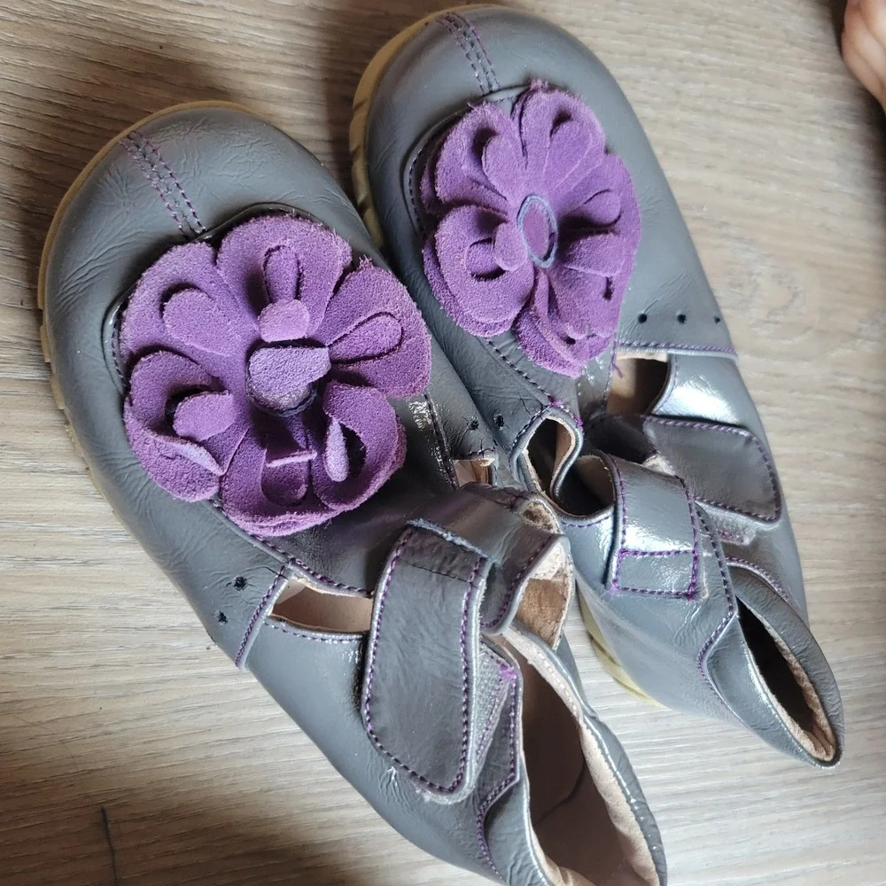 Livie & Luca Girls Mary Jane 11 Grey Leather Purple Flower Boho Whimsical